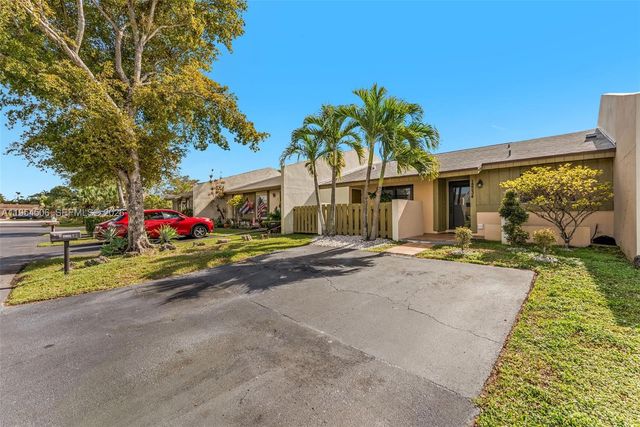 12234 SW 114th Ter, Miami, FL 33186