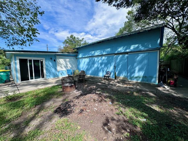 1937 Red Bluff Road, Seabrook, TX 77586