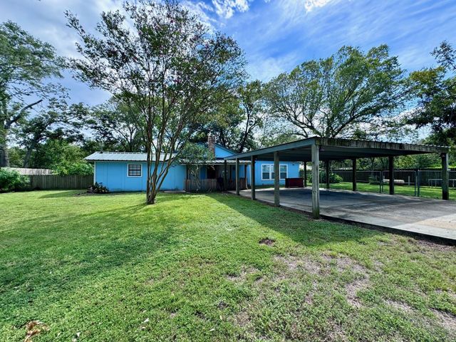 1937 Red Bluff Road, Seabrook, TX 77586
