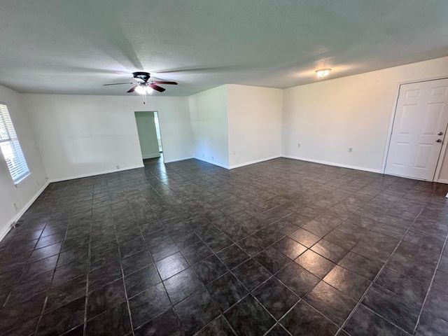 1937 Red Bluff Road, Seabrook, TX 77586