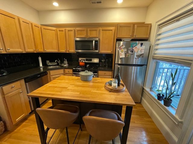302 W. Third St. 2, Boston, MA 02127