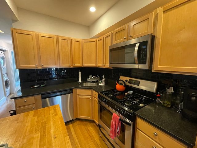 302 W. Third St. 2, Boston, MA 02127