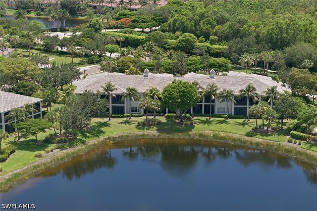 9243 Tesoro LN 103, Naples, FL 34114