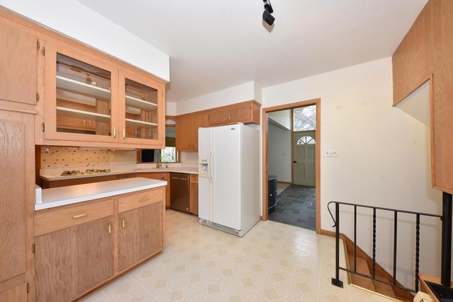 4404 Menomonee River PARKWAY, Wauwatosa, WI 53225