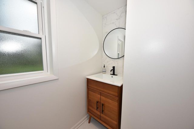 4404 Menomonee River PARKWAY, Wauwatosa, WI 53225