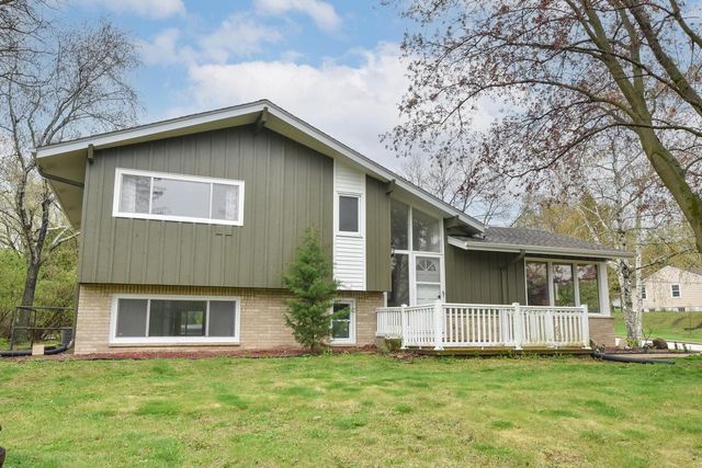 4404 Menomonee River PARKWAY, Wauwatosa, WI 53225