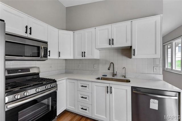 1060 Pinrun Drive, Unincorporated, MO 63011