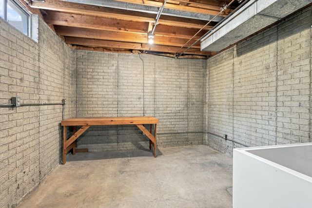2511 W 60th Street, Davenport, IA 52806