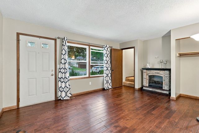 2511 W 60th Street, Davenport, IA 52806