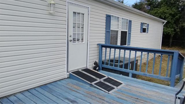 28515 POINSETTIA AVENUE, Paisley, FL 32767