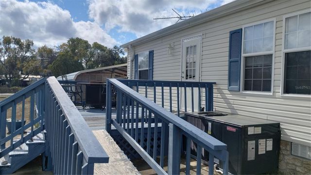 28515 POINSETTIA AVENUE, Paisley, FL 32767