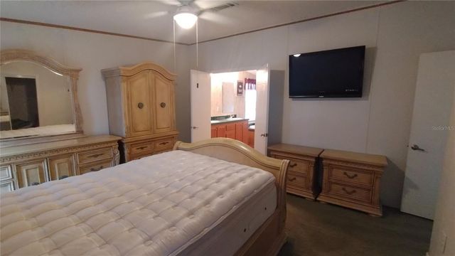 28515 POINSETTIA AVENUE, Paisley, FL 32767