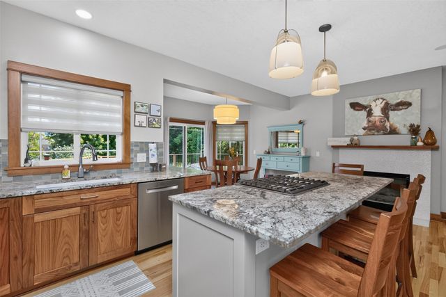 2501 NW Pleasant Street, Ankeny, IA 50023