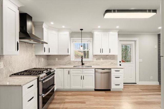 5650 Colton Drive, Sandy Springs, GA 30342