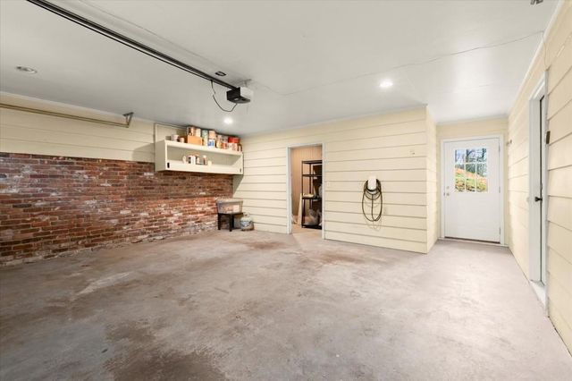 5650 Colton Drive, Sandy Springs, GA 30342