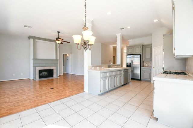 12314 Shadowpoint Drive, Houston, TX 77082