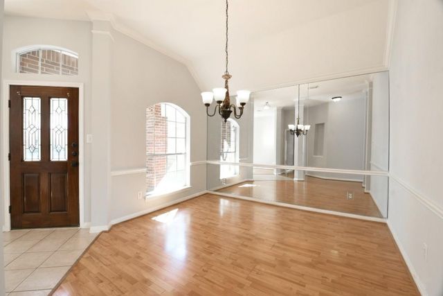 12314 Shadowpoint Drive, Houston, TX 77082