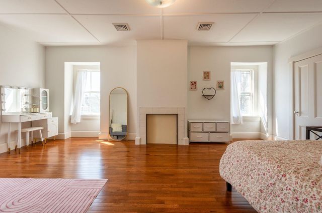 37 Summer Street, Dover, NH 03820