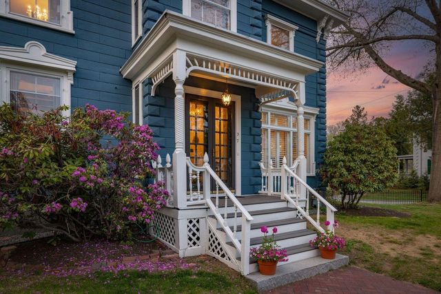 37 Summer Street, Dover, NH 03820
