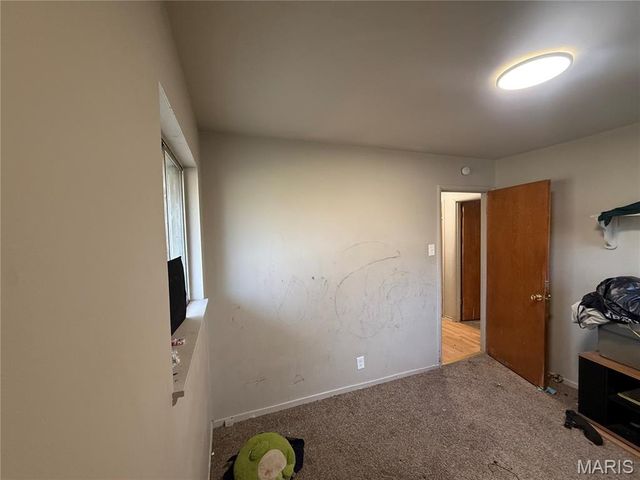 10536 Durness Drive, St Louis, MO 63137