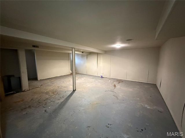 10536 Durness Drive, St Louis, MO 63137