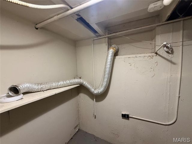 10536 Durness Drive, St Louis, MO 63137