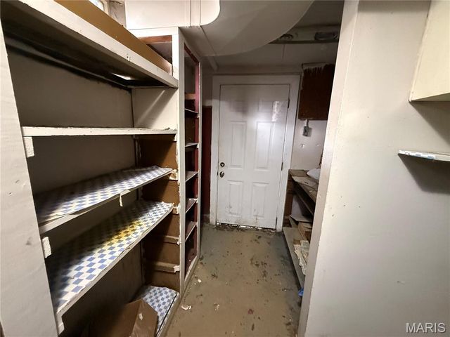 10536 Durness Drive, St Louis, MO 63137