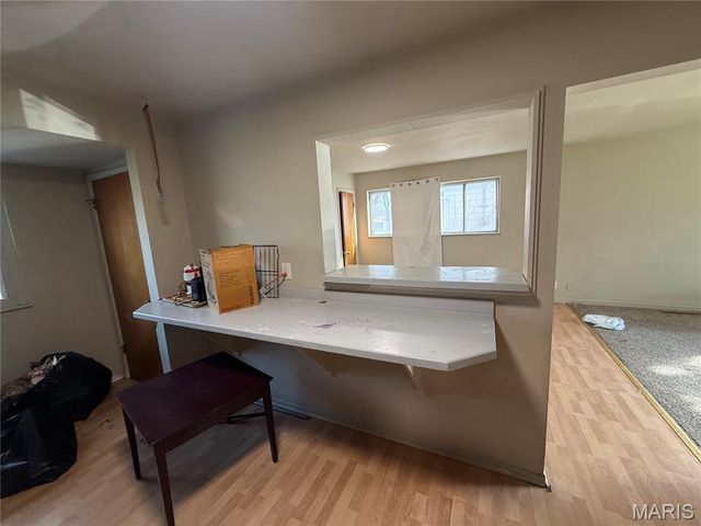 10536 Durness Drive, St Louis, MO 63137