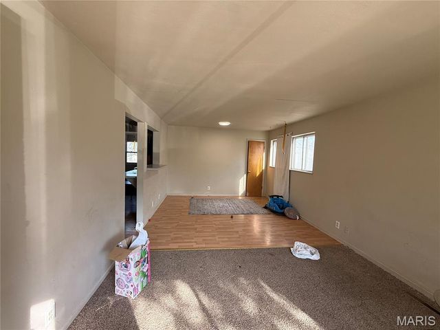 10536 Durness Drive, St Louis, MO 63137