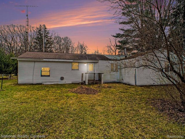 14243 Seymour Road, Montrose Charter Township, MI 48457