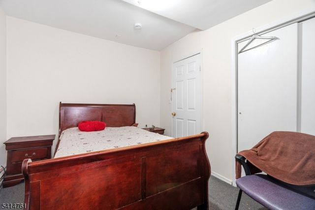 61 Holsman St, Paterson City, NJ 07522