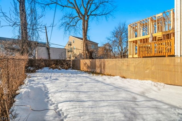 61 Holsman St, Paterson City, NJ 07522