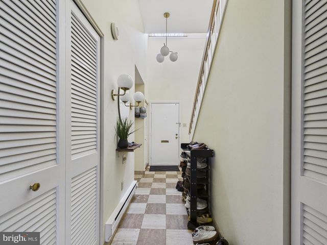 2036 APPLETREE ST, Philadelphia, PA 19103