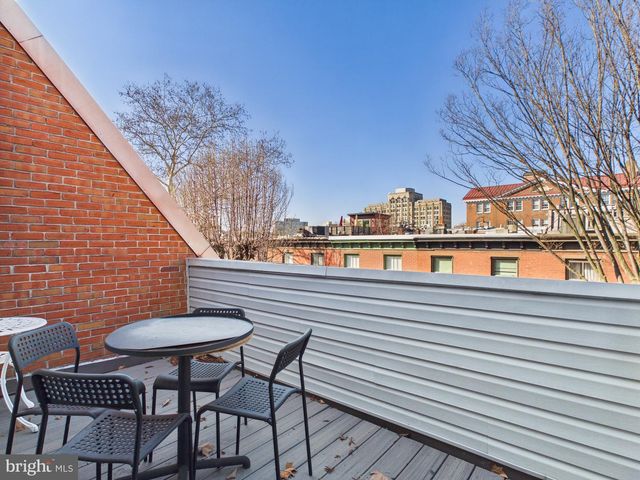 2036 APPLETREE ST, Philadelphia, PA 19103