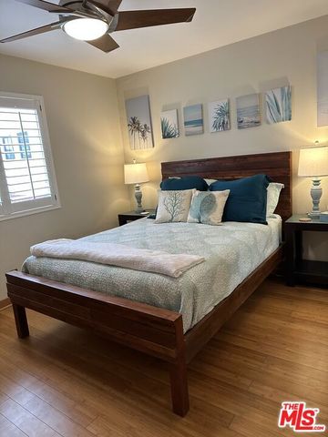1106 Loma Drive, Hermosa Beach, CA 90254