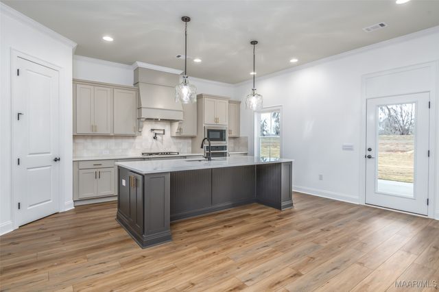 980 Cavalier Drive, Pike Road, AL 36064