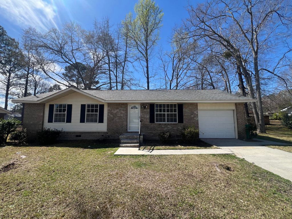 466 Edgar Circle, Thomson, GA 30824