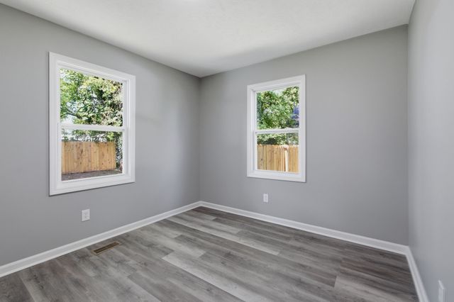 214 Rushwood Dr, Murfreesboro, TN 37130