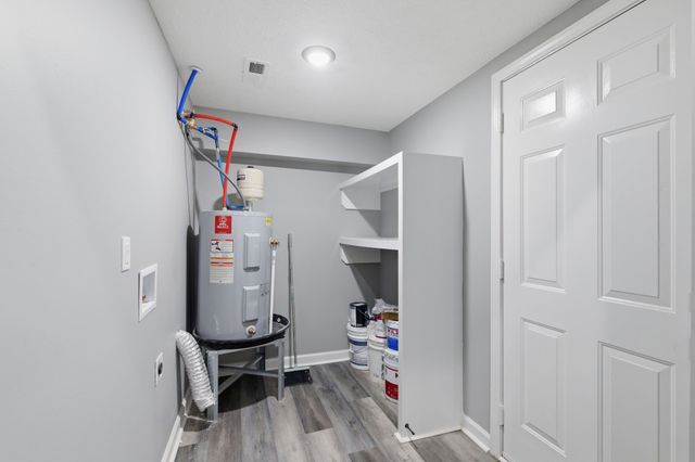 214 Rushwood Dr, Murfreesboro, TN 37130