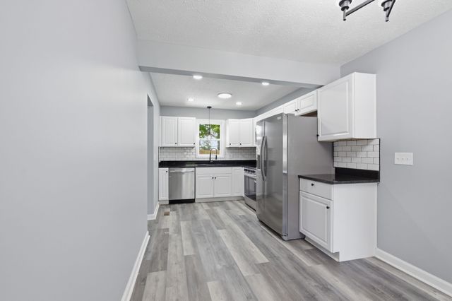 214 Rushwood Dr, Murfreesboro, TN 37130