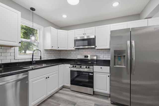 214 Rushwood Dr, Murfreesboro, TN 37130