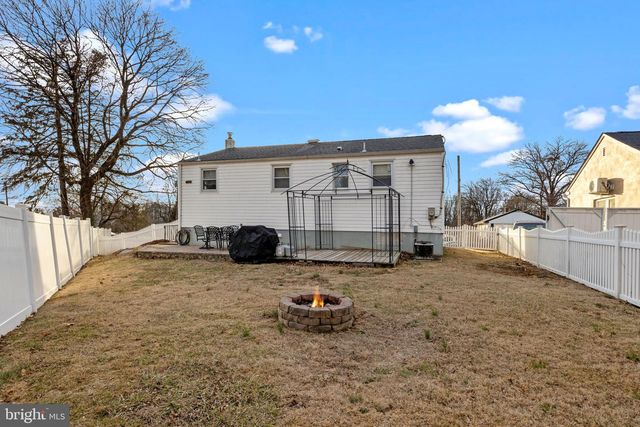 719 BELLEVUE AVE, Penndel, PA 19047