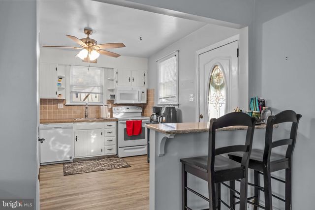 719 BELLEVUE AVE, Penndel, PA 19047