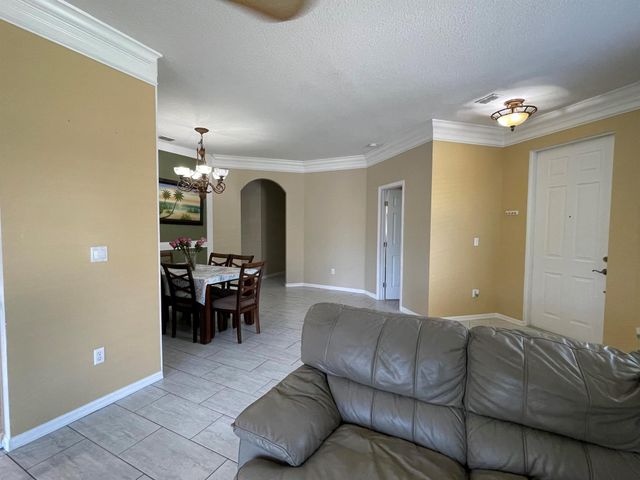 10070 SW Chadwick Drive, Port St Lucie, FL 34987