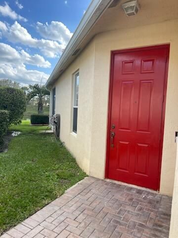 10070 SW Chadwick Drive, Port St Lucie, FL 34987