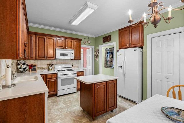 12 Coventry Drive, Rome, GA 30161