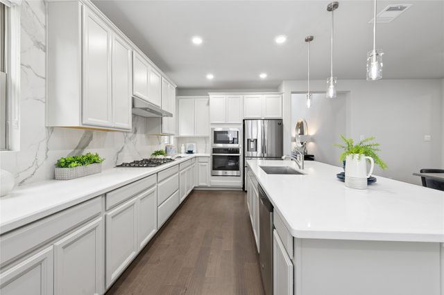 2264 Washington Drive, Carrollton, TX 75010