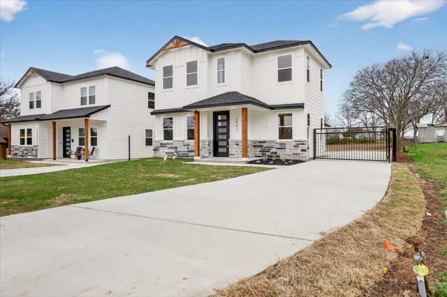 2541 Everton Drive, Lancaster, TX 75134