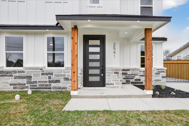 2541 Everton Drive, Lancaster, TX 75134