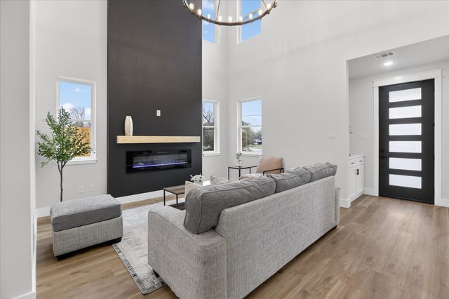 2541 Everton Drive, Lancaster, TX 75134